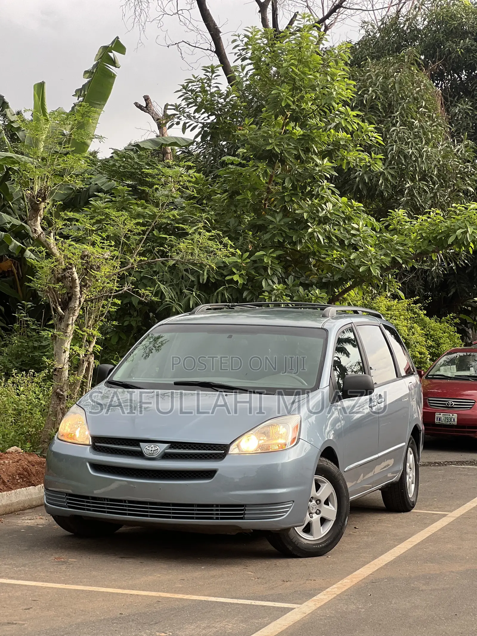 Toyota Sienna 2005 Blue