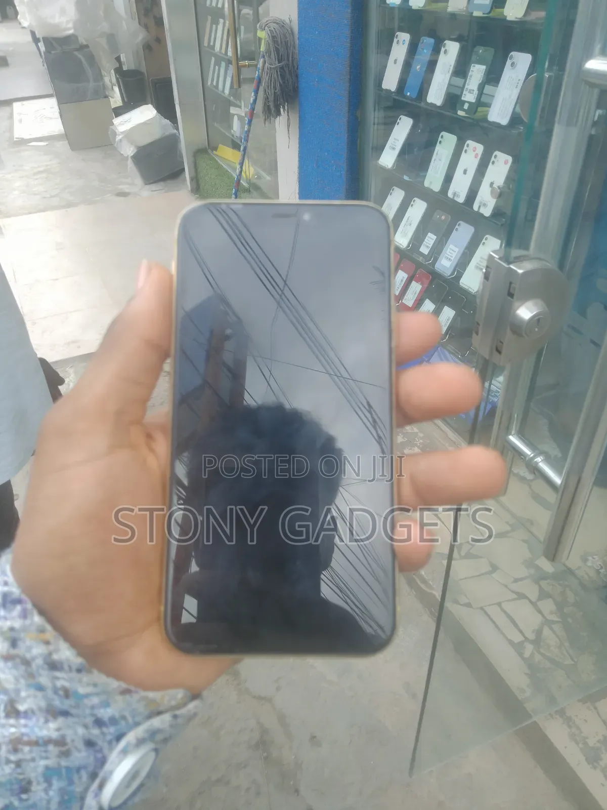 Apple iPhone XR 64 GB Yellow