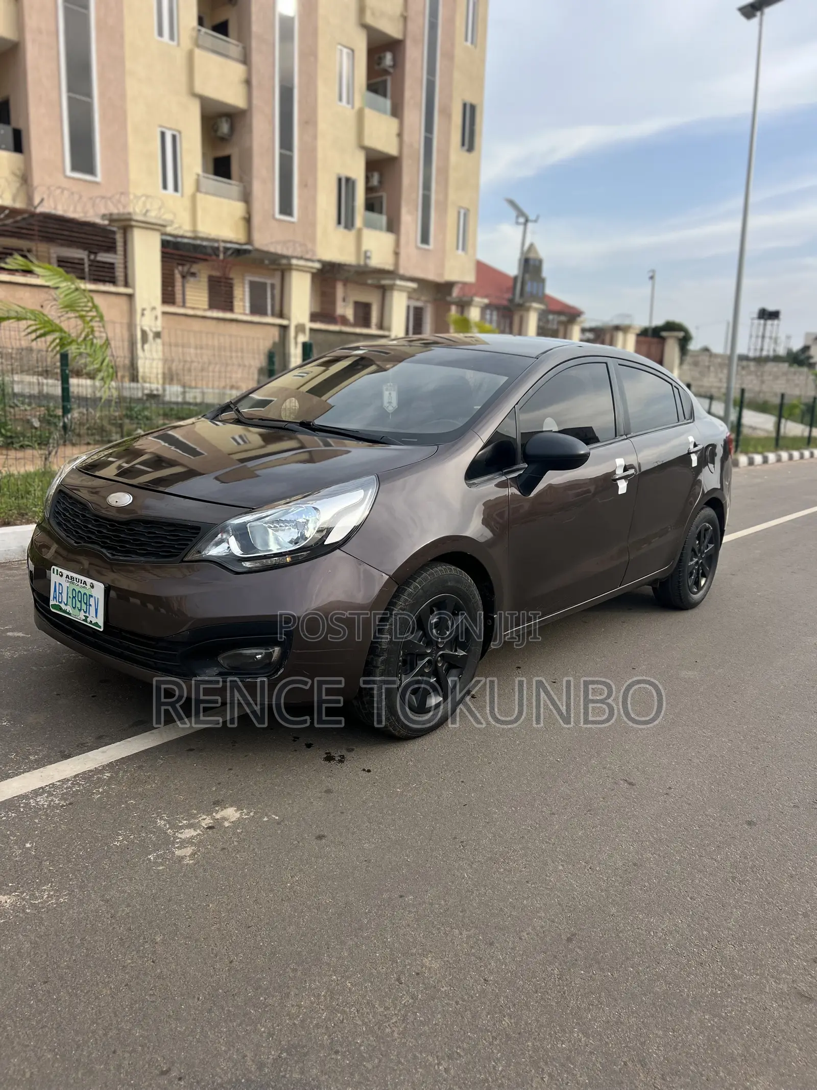 Kia Rio LX 4dr Sedan (1.6L 4cyl 6M) 2013 Brown