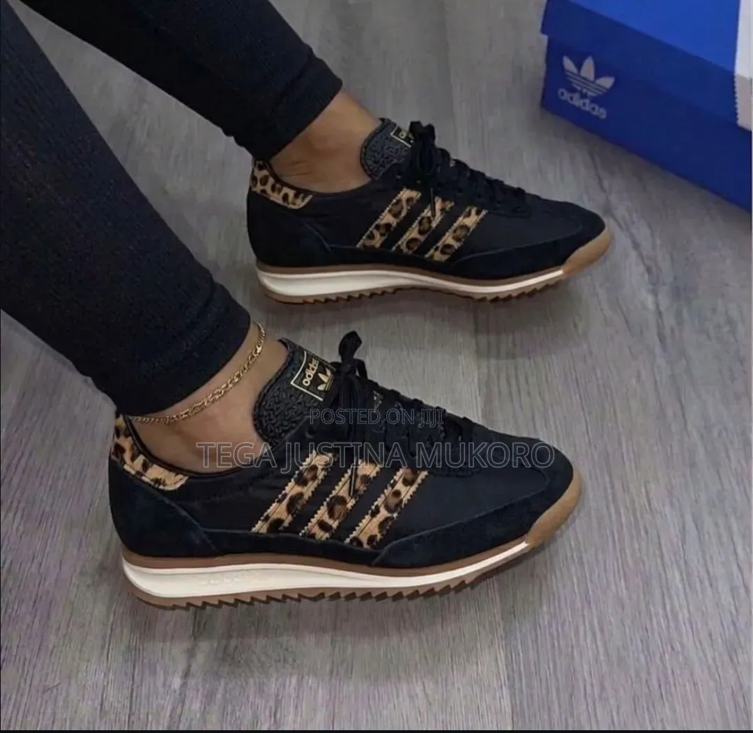 Latest Design High Quality Unisex Adidas Sneakers