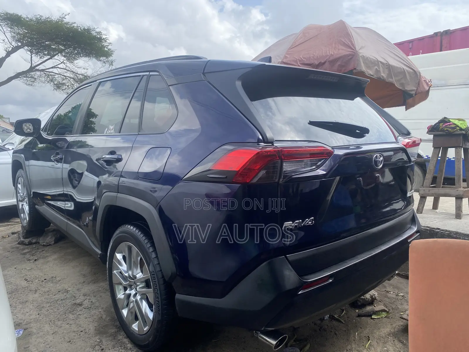Toyota RAV4 Limited AWD 2020 Blue