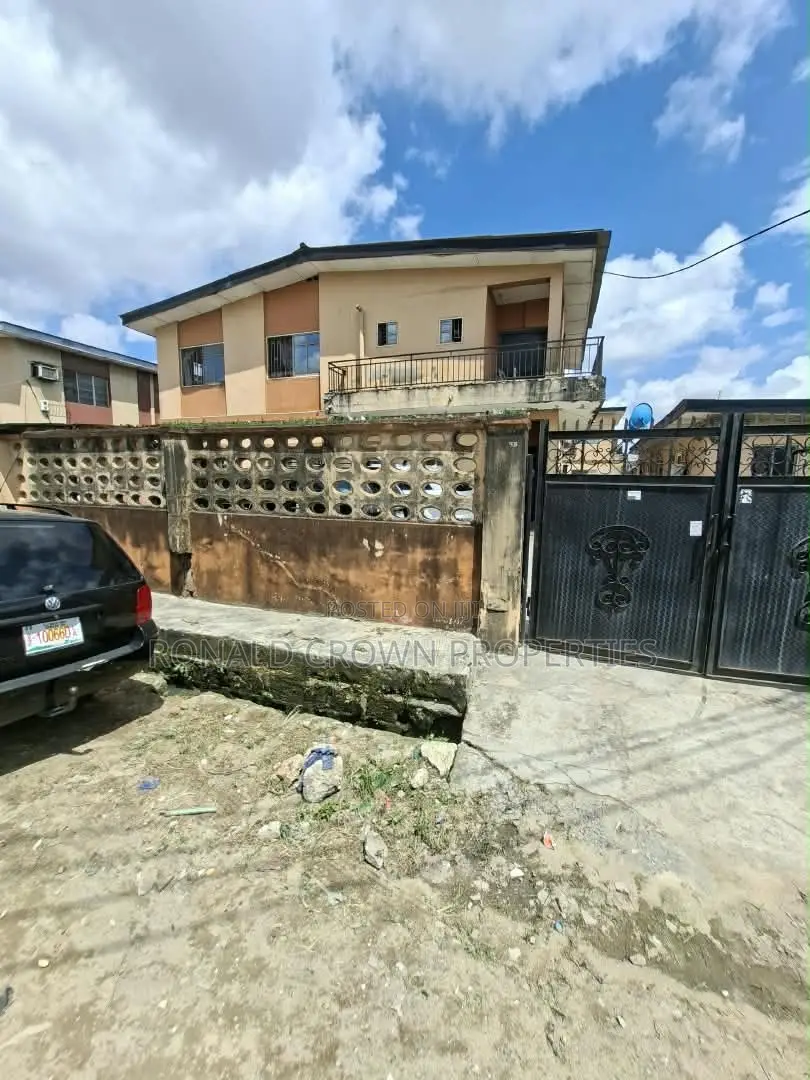 3bdrm Block of Flats in Ago Palace for sale