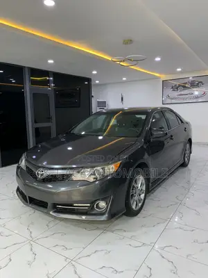 Toyota Camry 2012 Gray