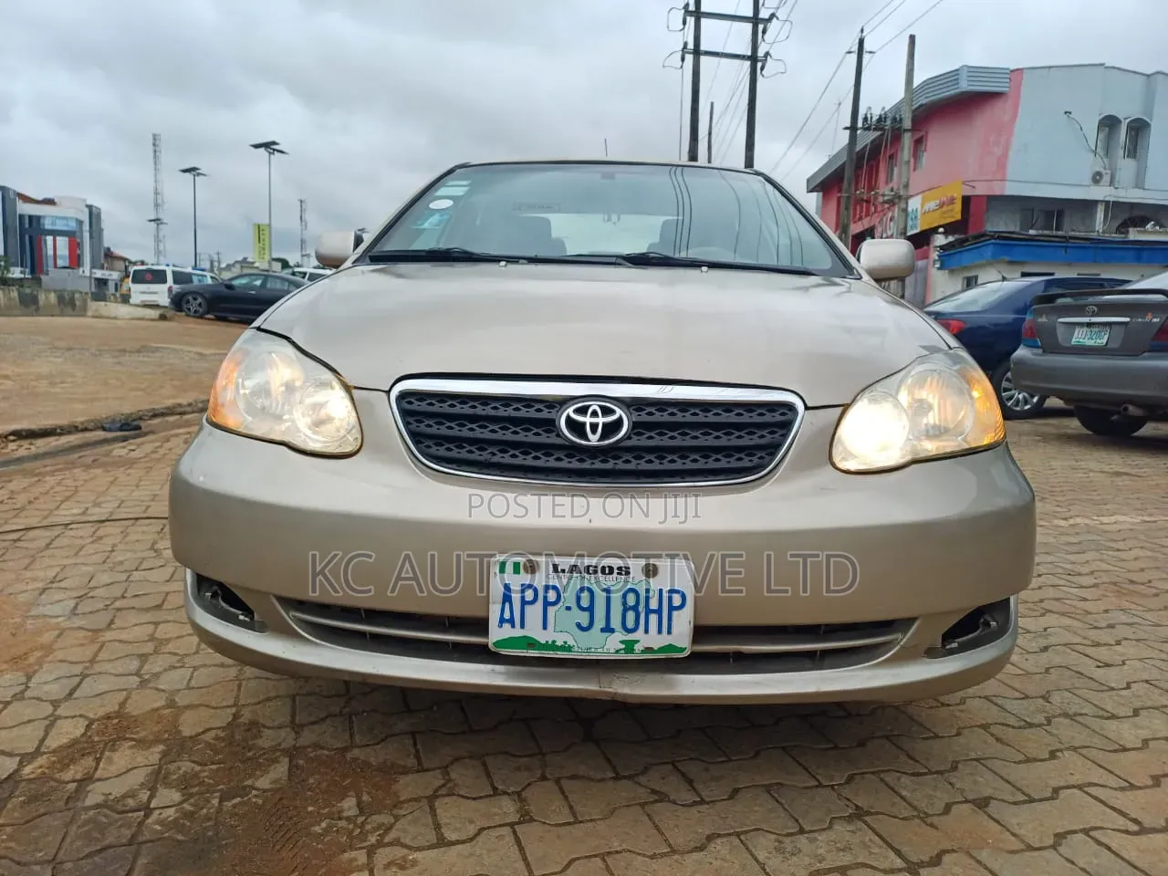 Toyota Corolla 2005 Gold