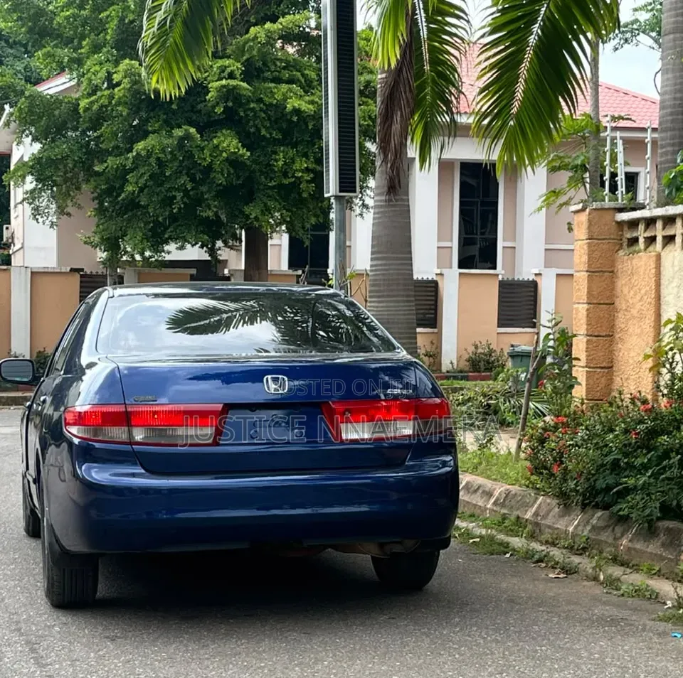 Honda Accord 2004 Blue