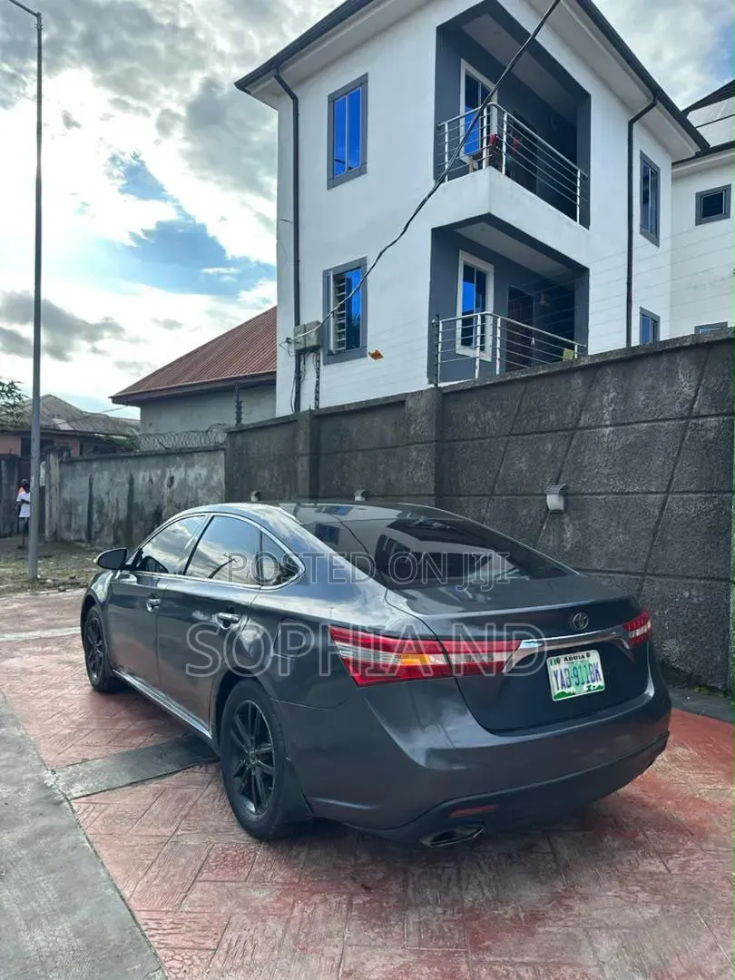 Toyota Avalon 2014 Black