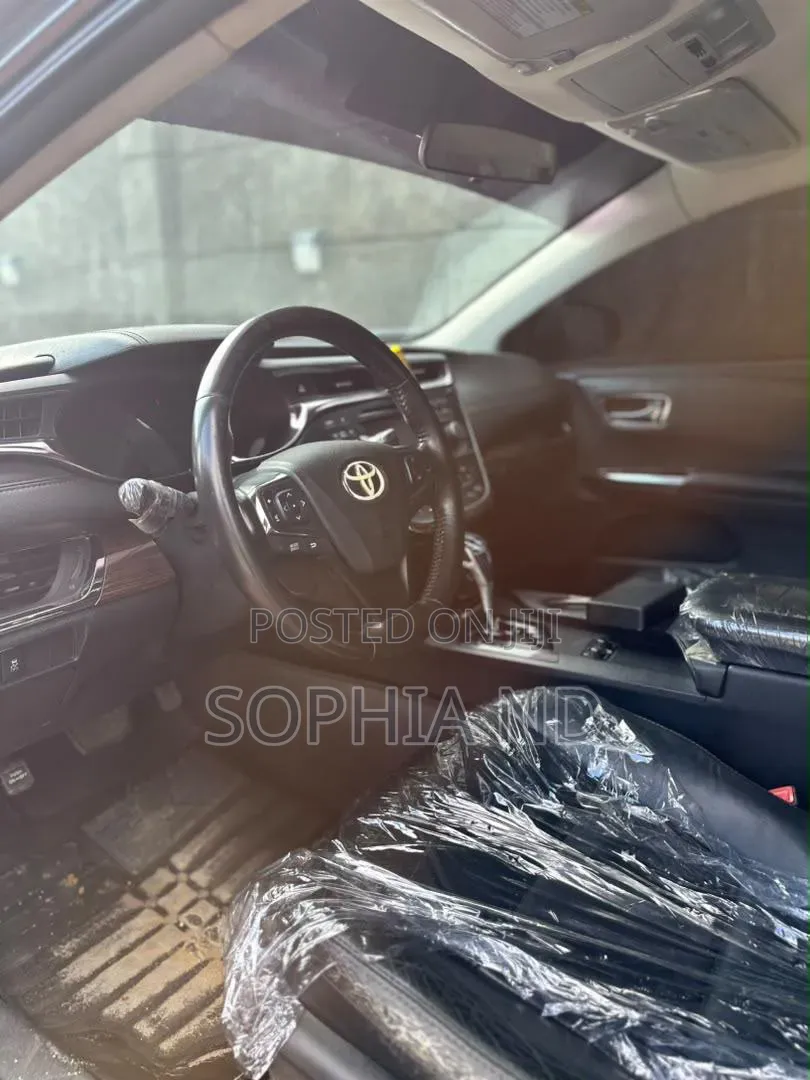 Toyota Avalon 2014 Black