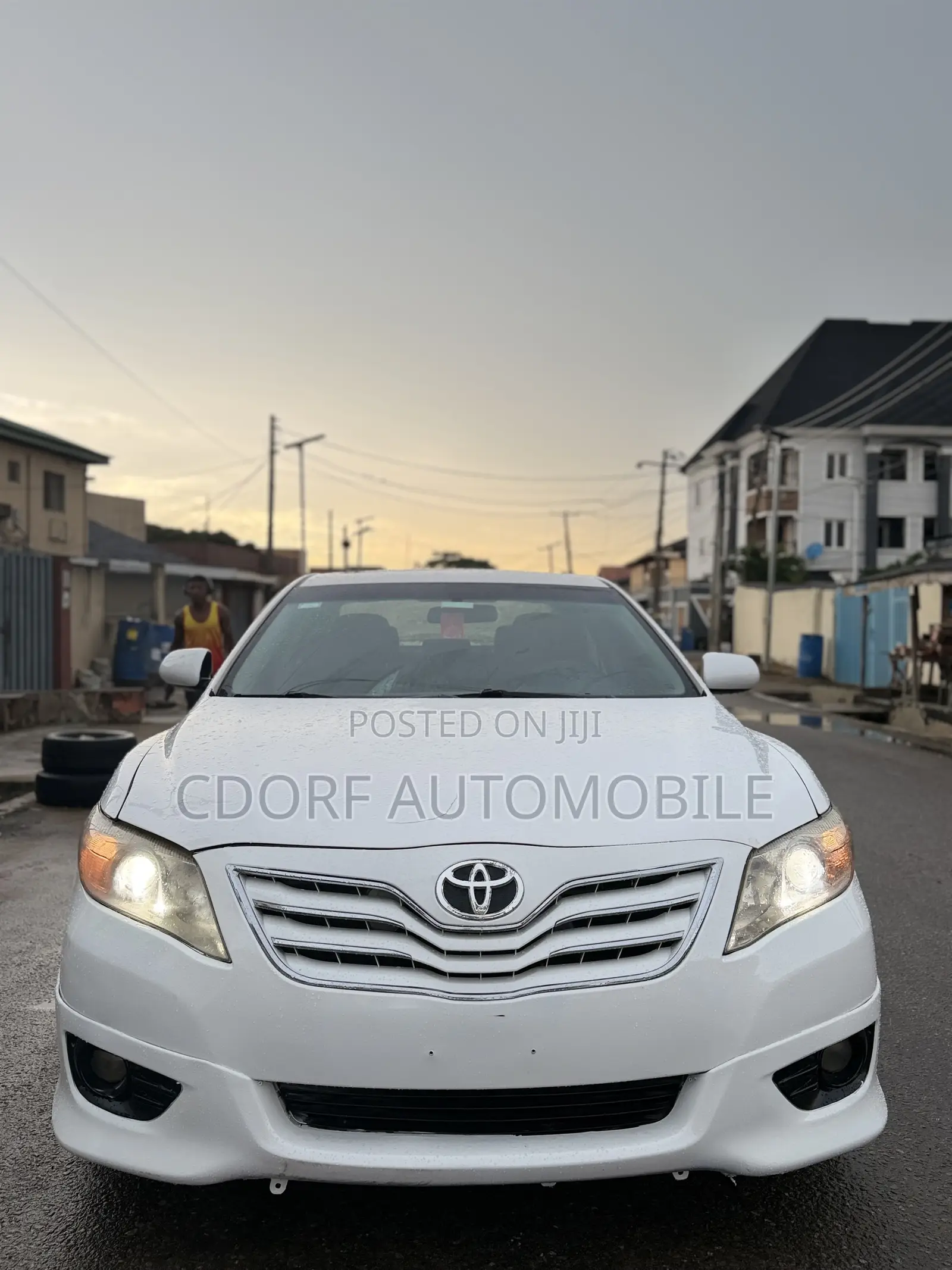 Toyota Camry SE 4dr Sedan (2.4L 4cyl 5A) 2009 White