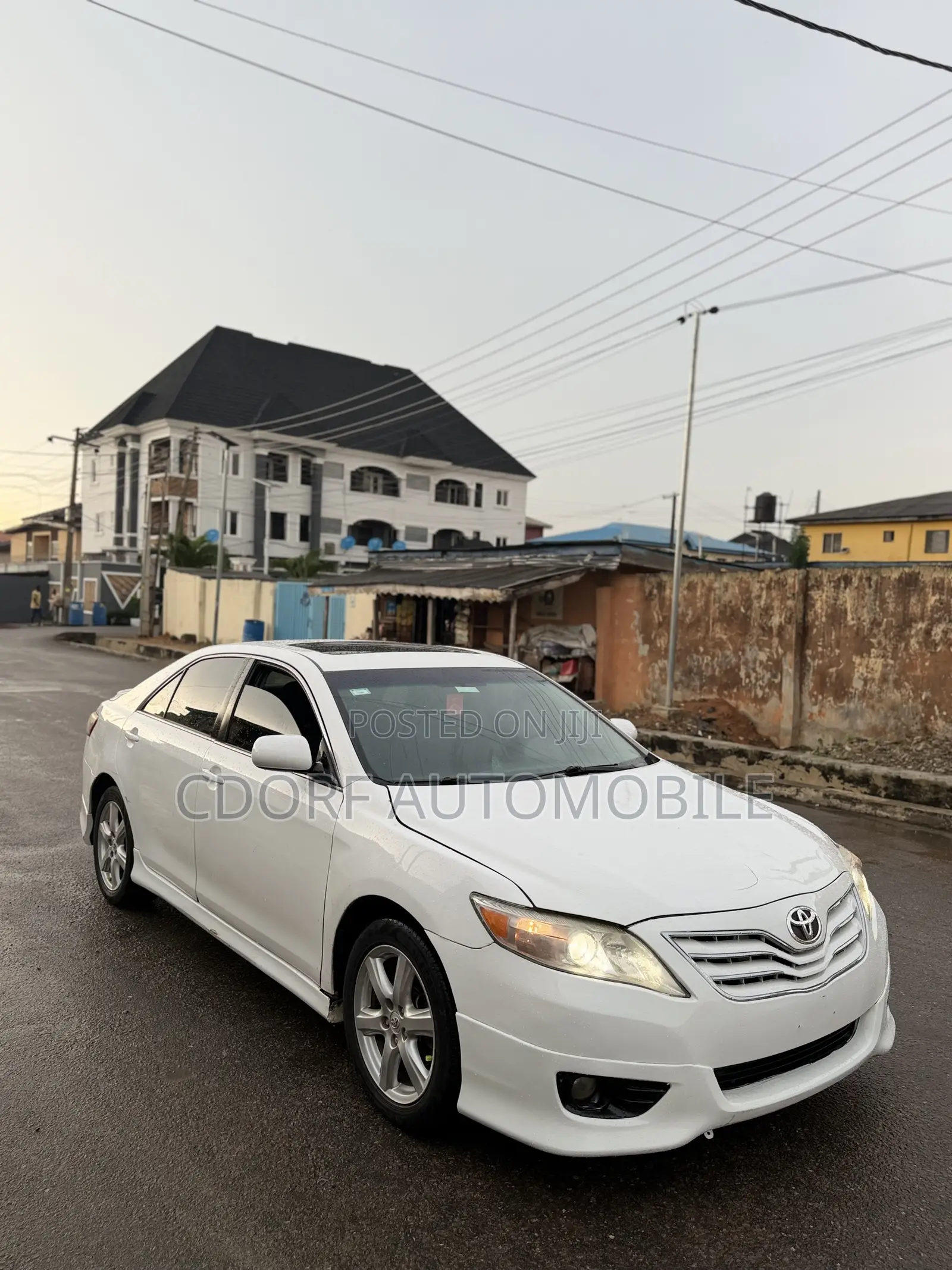 Toyota Camry SE 4dr Sedan (2.4L 4cyl 5A) 2009 White