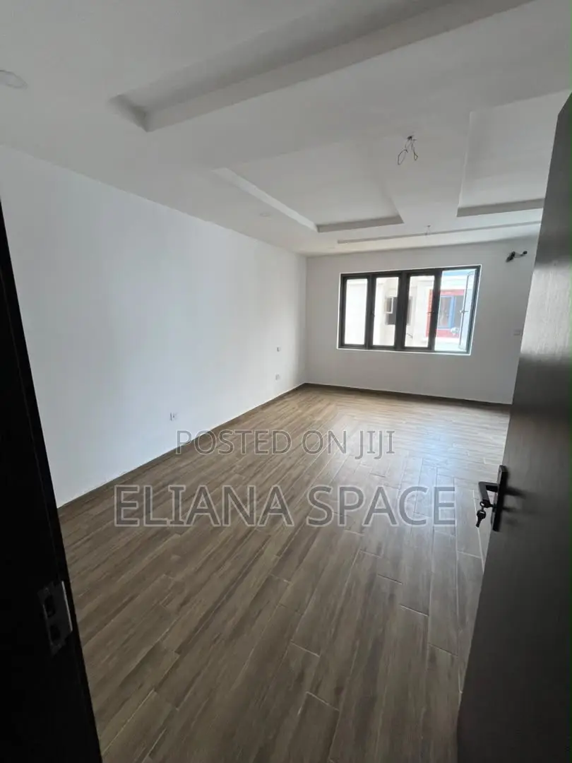 4bdrm Duplex in Ikate for sale