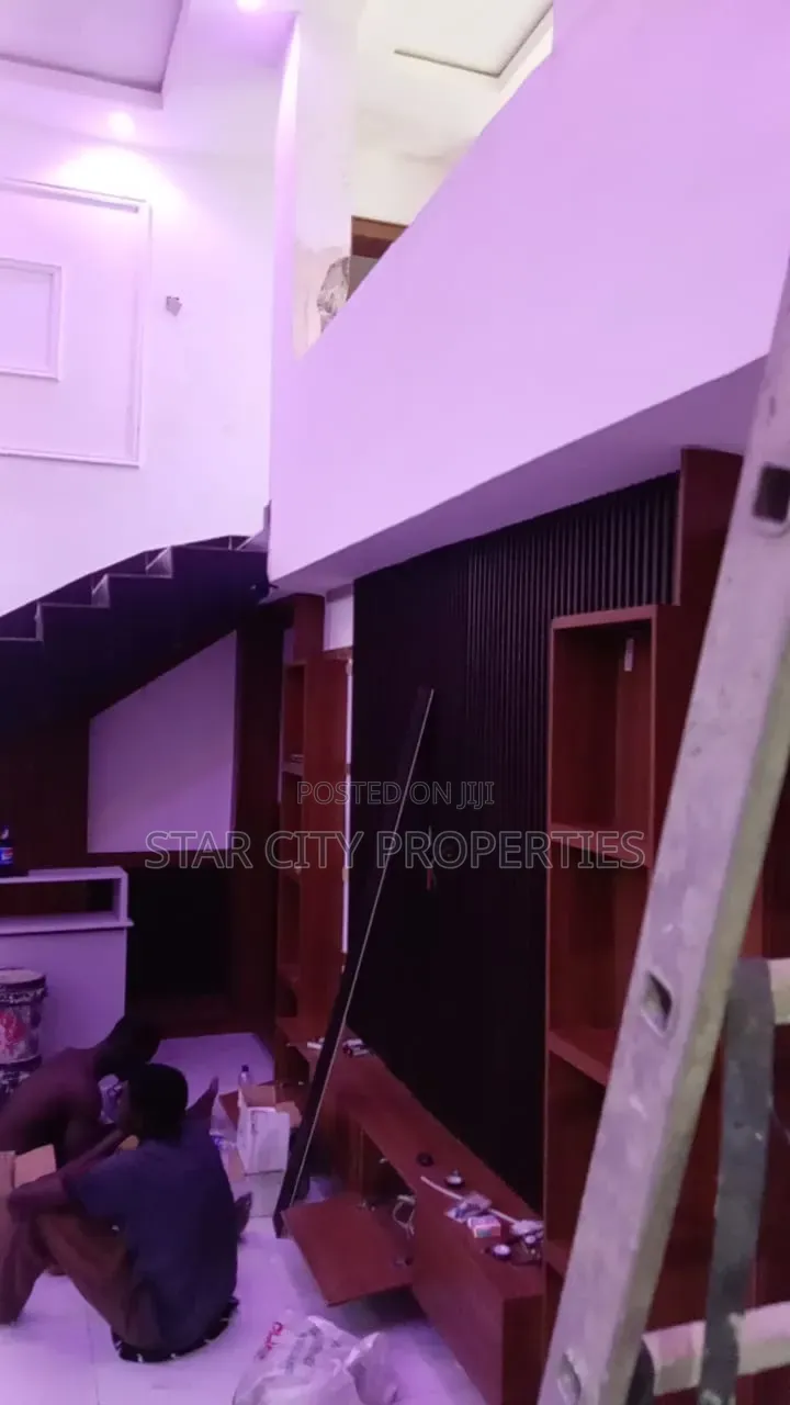 4bdrm Duplex in Omole Phase 2 for rent