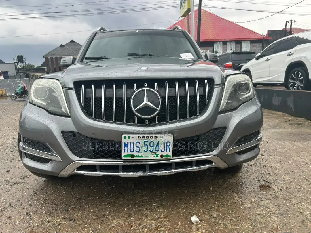 Mercedes-Benz GLK-Class 350 4MATIC 2014 Gray