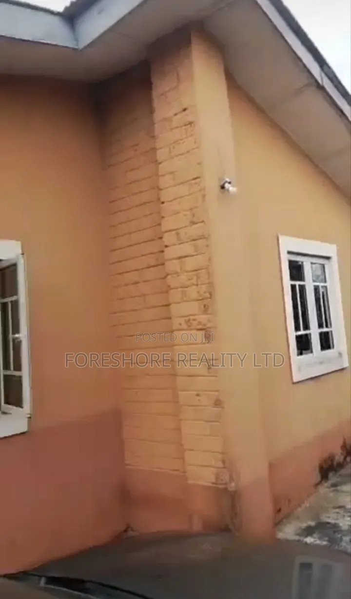 3bdrm Bungalow in Iseri Olofin for sale
