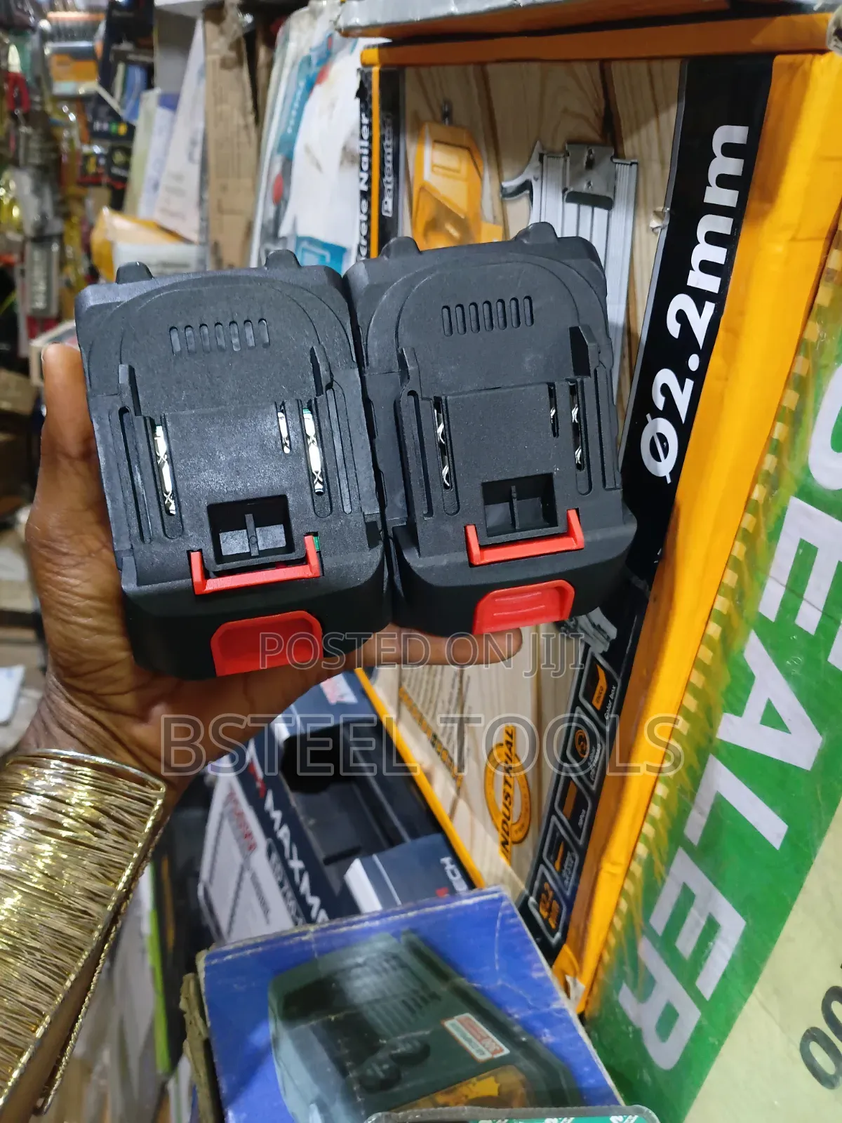 A Pairs of 118V Lithium Batteries – Power Tool Batteries