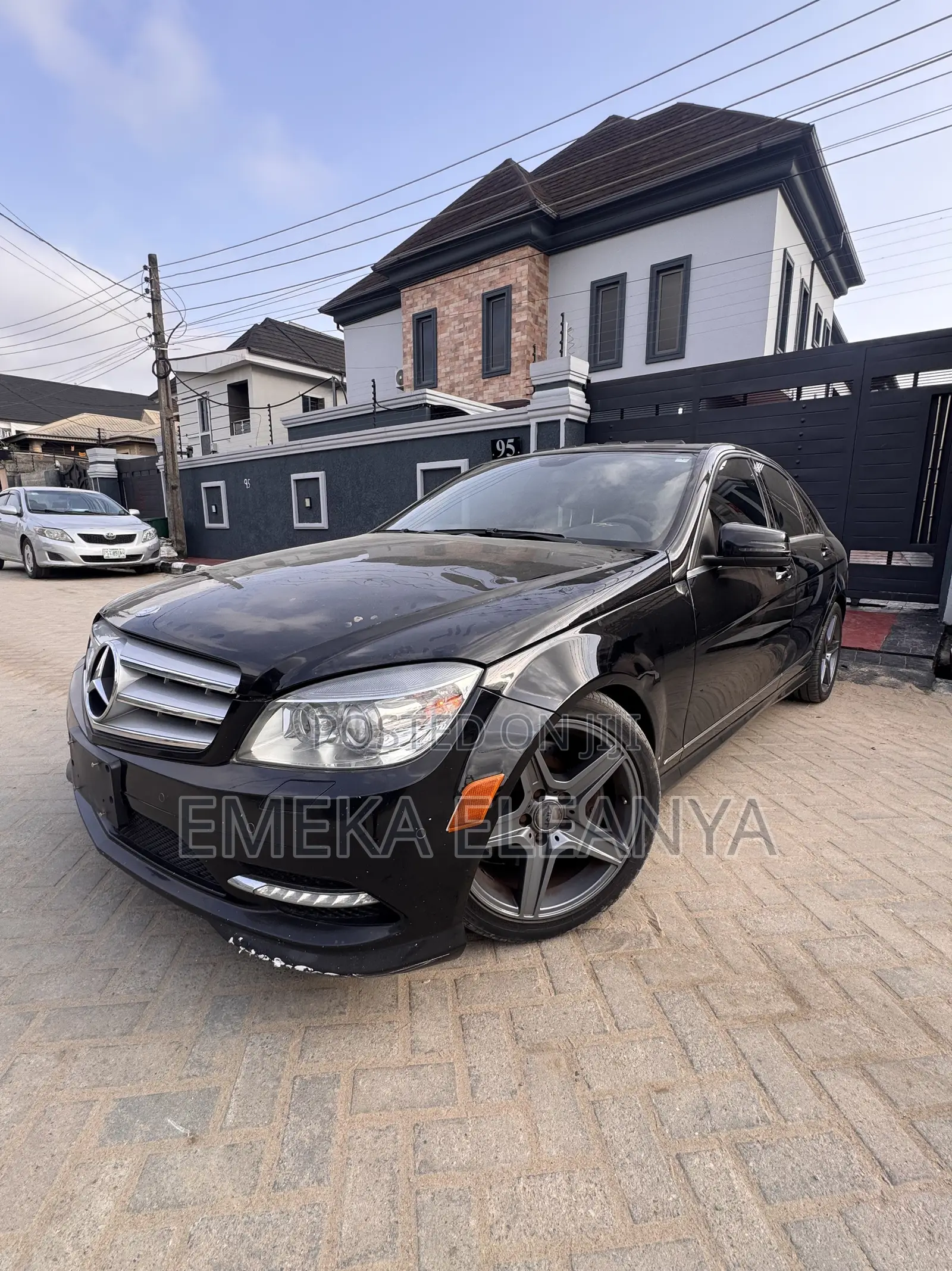 Mercedes-Benz C300 Luxury 4Matic Sedan AWD (3.0L 6cyl 7A) 2011 Black