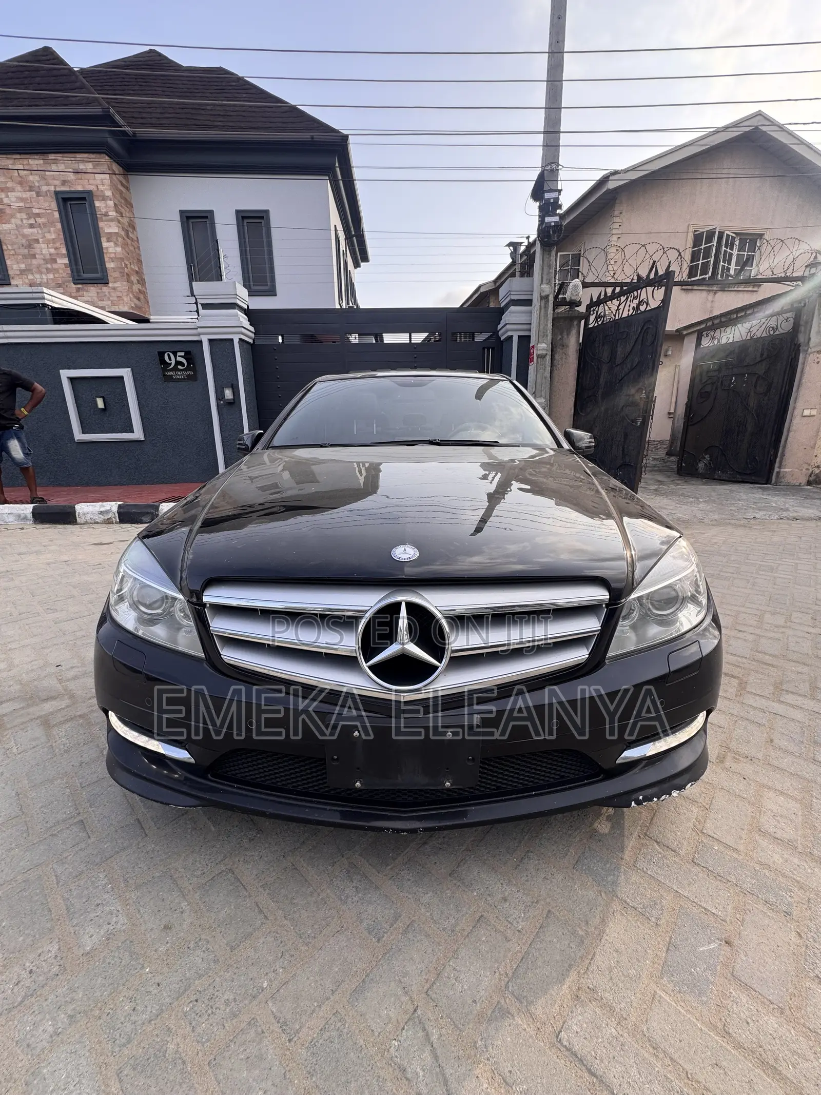 Mercedes-Benz C300 Luxury 4Matic Sedan AWD (3.0L 6cyl 7A) 2011 Black