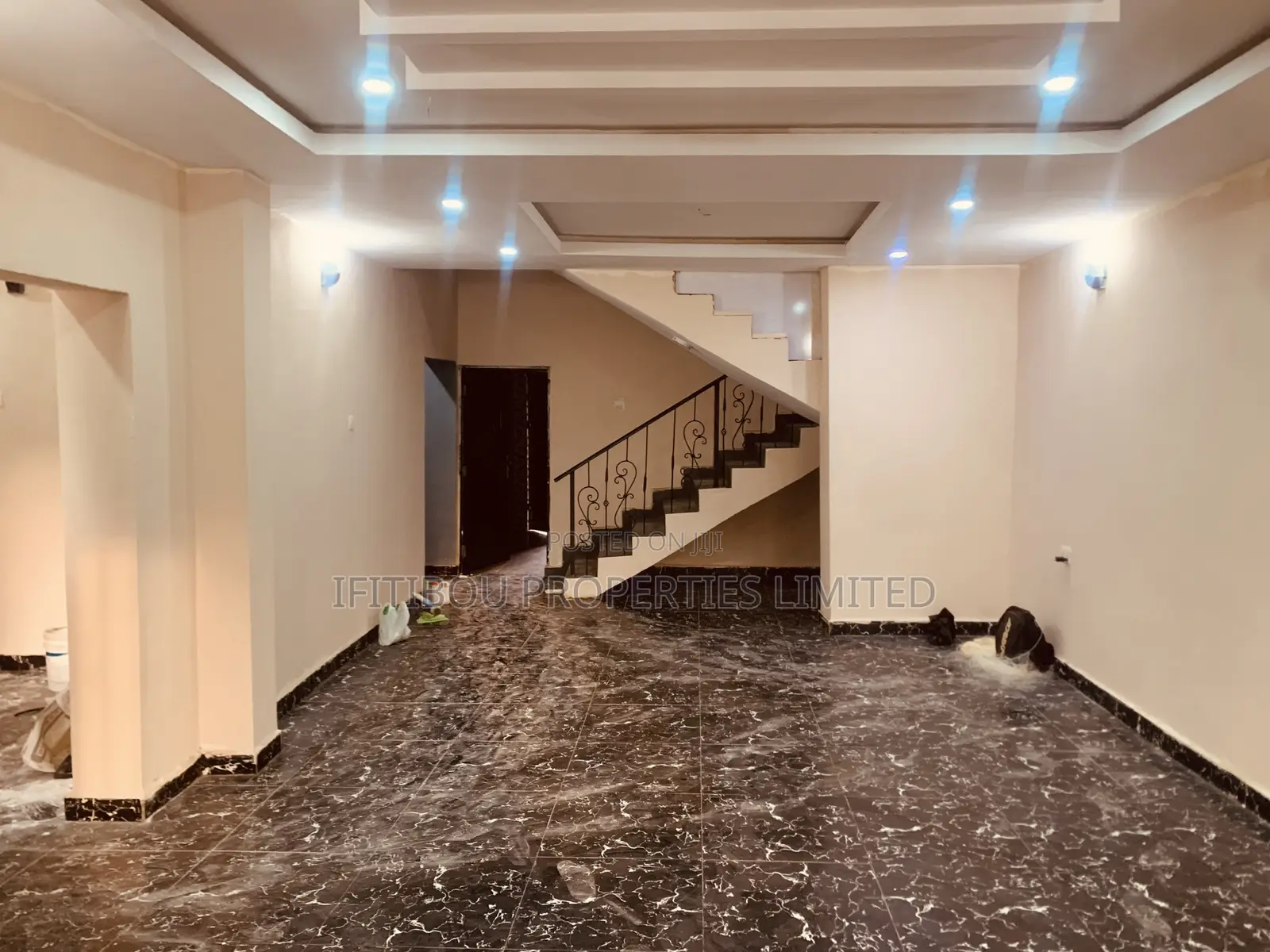 4bdrm Duplex in Naf Valley Estate, for rent