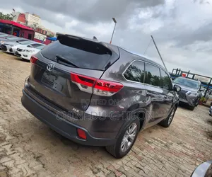 Toyota Highlander 2017 Gray
