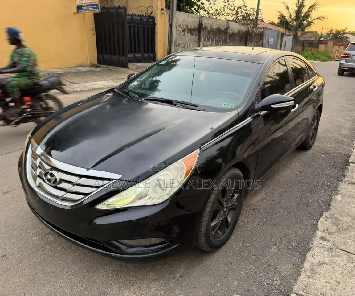 Hyundai Sonata 2012 Black