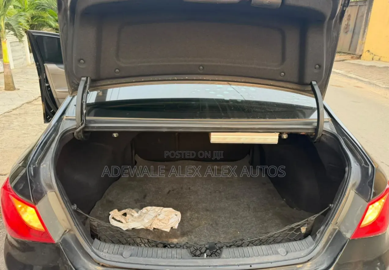 Hyundai Sonata 2012 Black