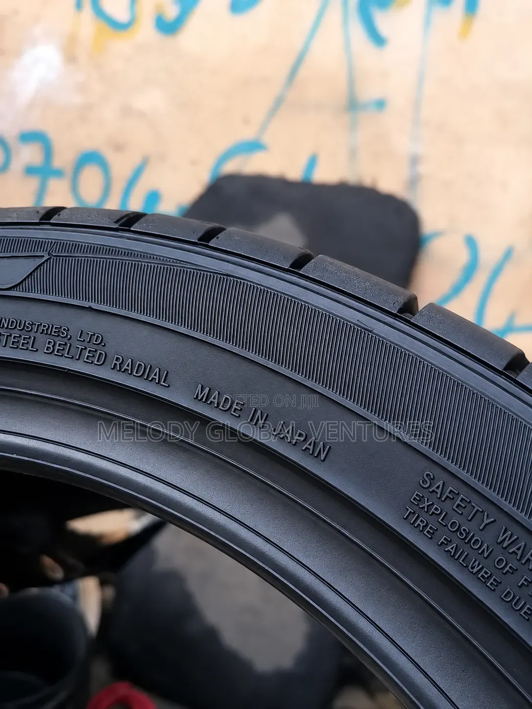 295/30 R22 Dunlop Tyre Made in Japan