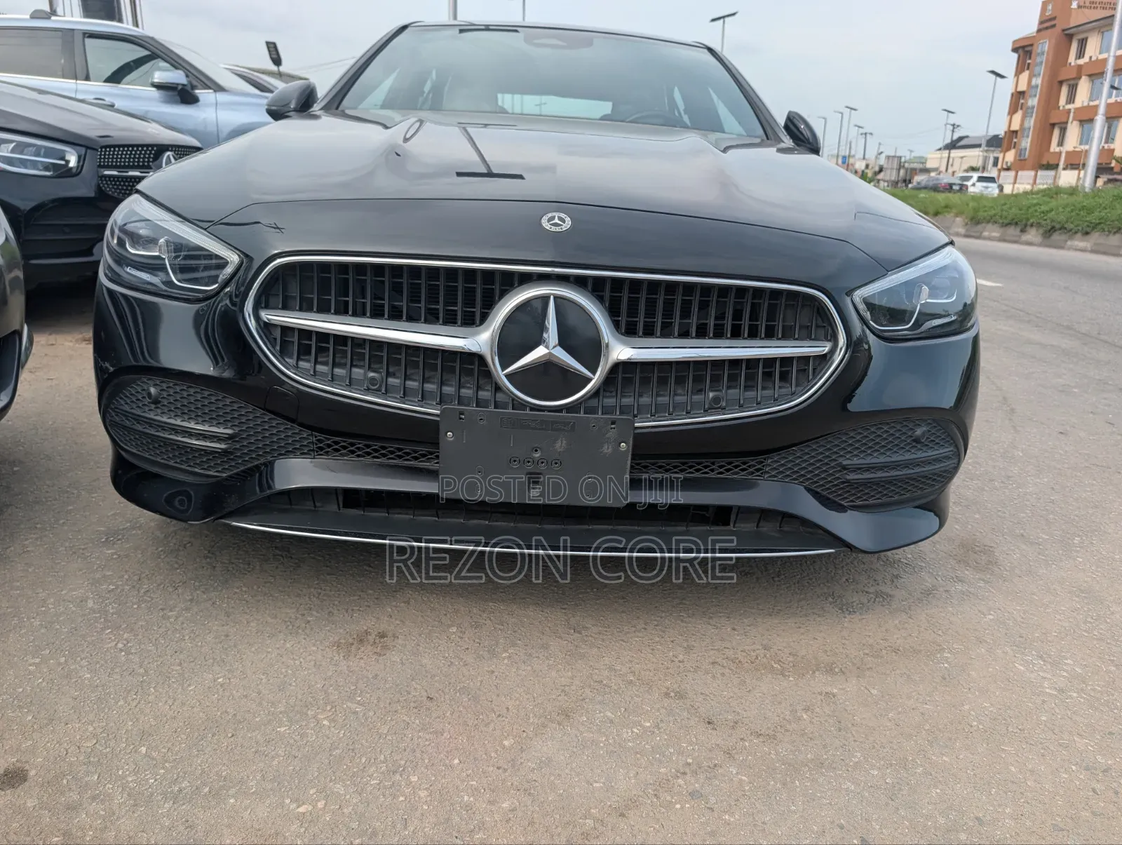 Mercedes-Benz C300 2023 Black