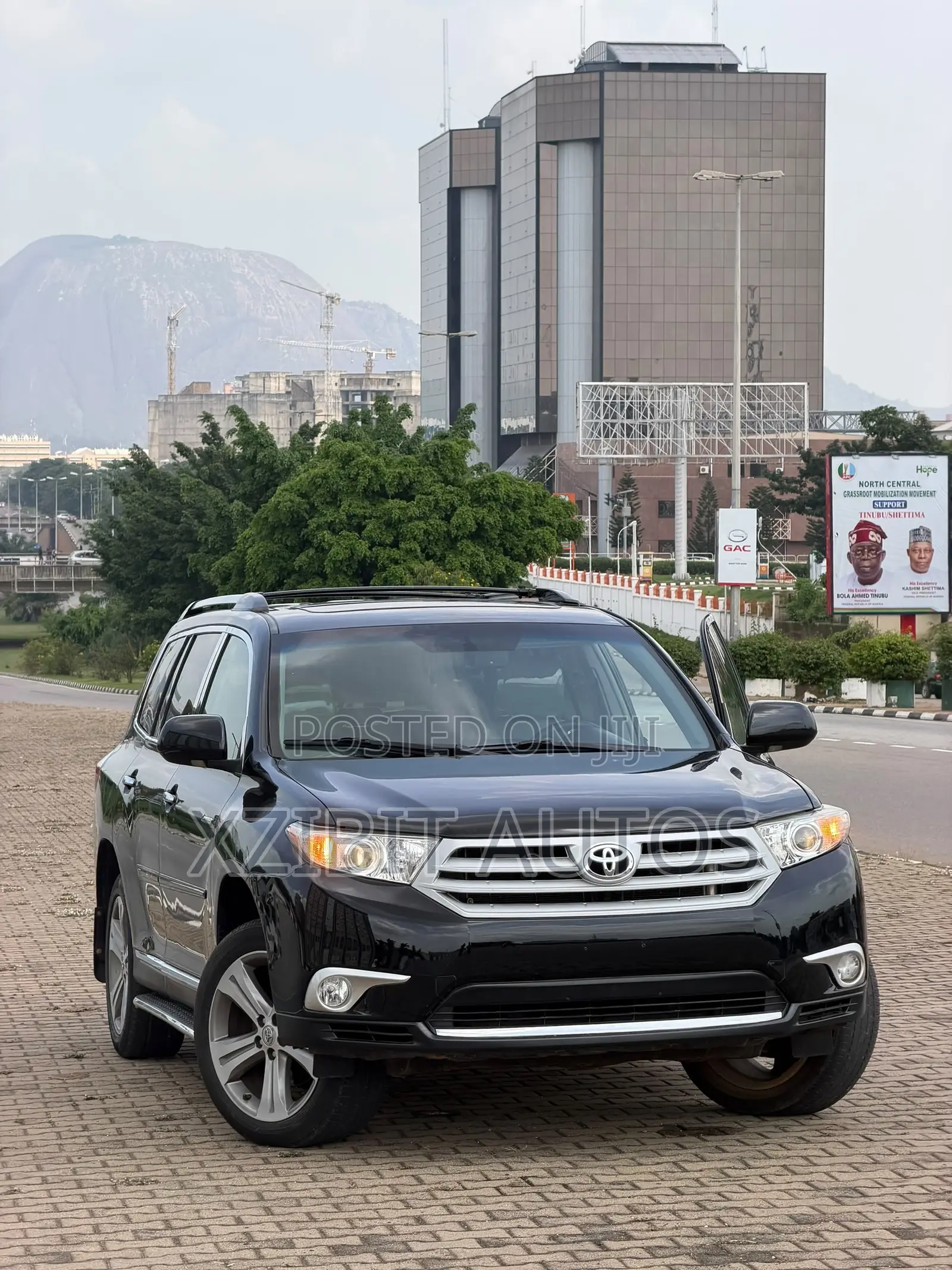 Toyota Highlander 2013 Black