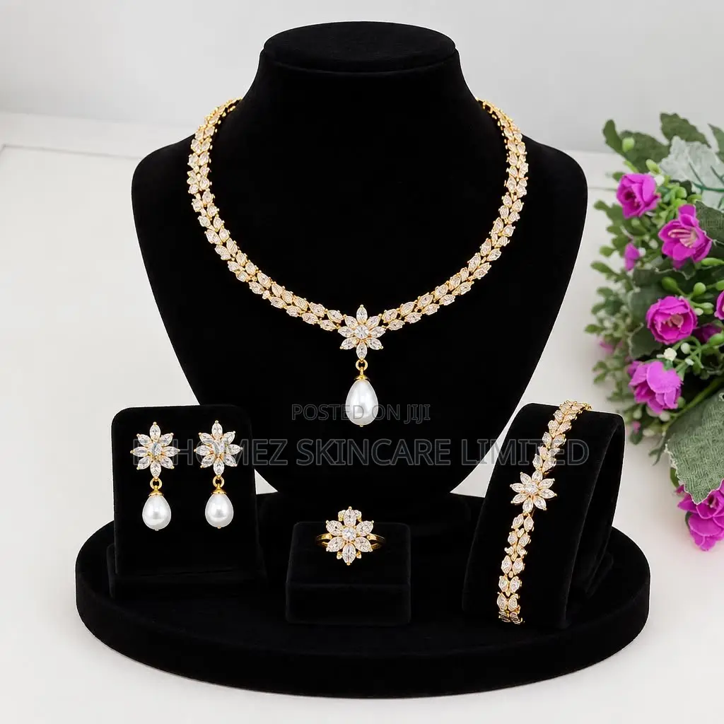 Origina Zirconia Stone Necklace Set