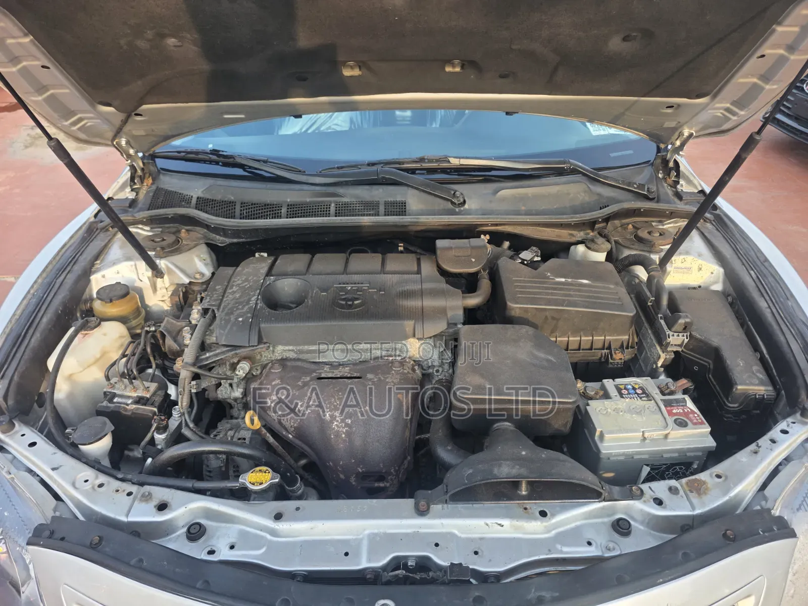 Toyota Camry SE 4dr Sedan (2.5L 4cyl 6A) 2011 Silver