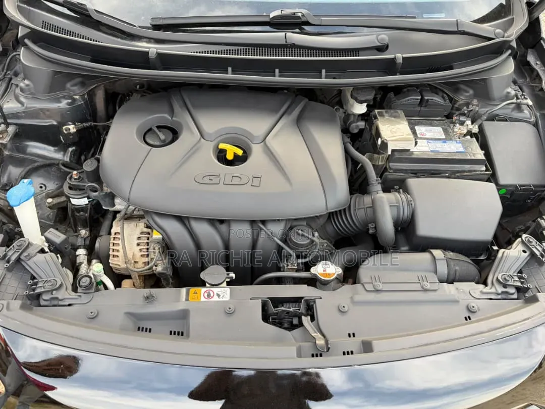 Hyundai Elantra 2015 Black