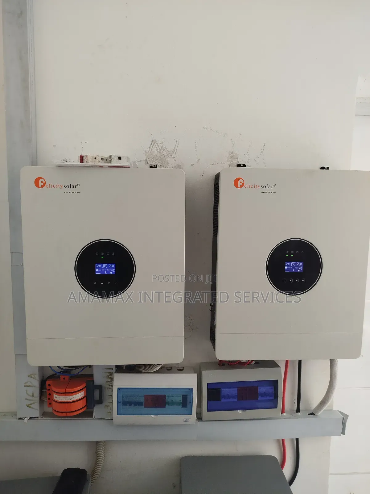24 KW Hybrid Inverter 48volt and 30kwh Lithium Batteries