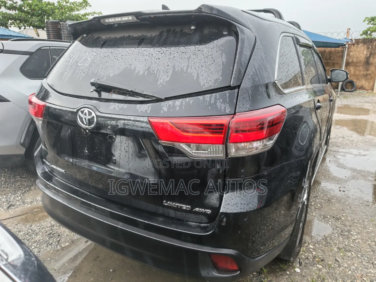 Toyota Highlander Limited Platinum 4x4 V6 (3.5L 6cyl 8A) 2018 Black