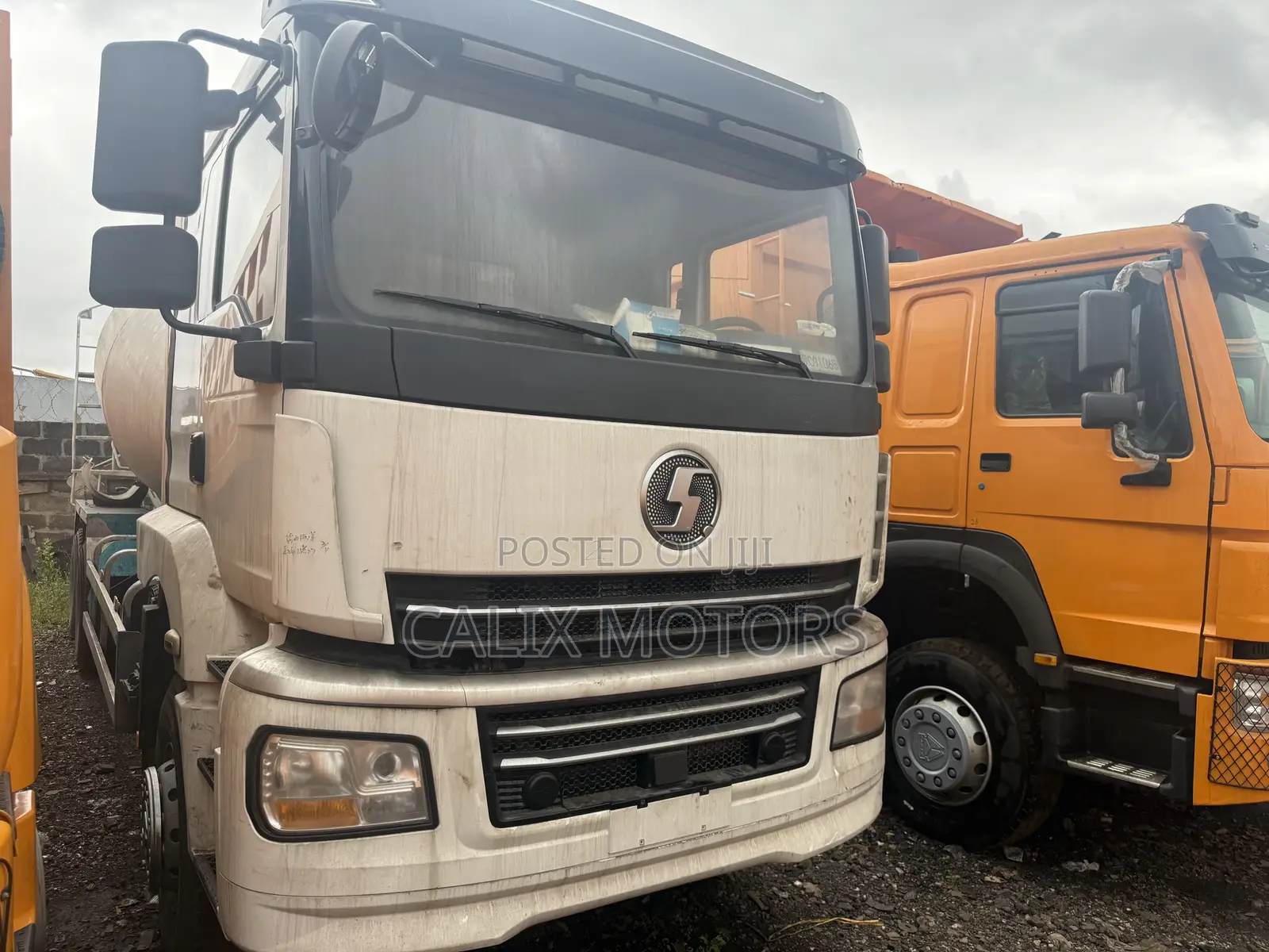 Brand New SAGMOTO 400HP CNG 16cylinder Concrete Mixer Truck.