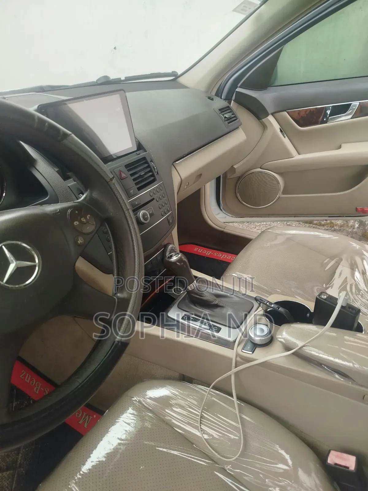Mercedes-Benz C300 2010 White
