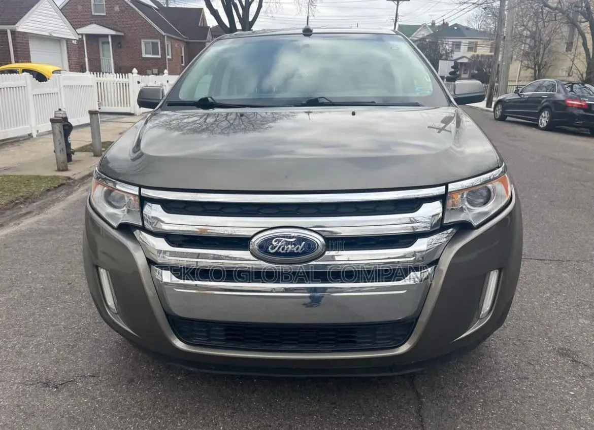Ford Edge SEL 4dr FWD (2.0L 4cyl 6A) 2013 Gray