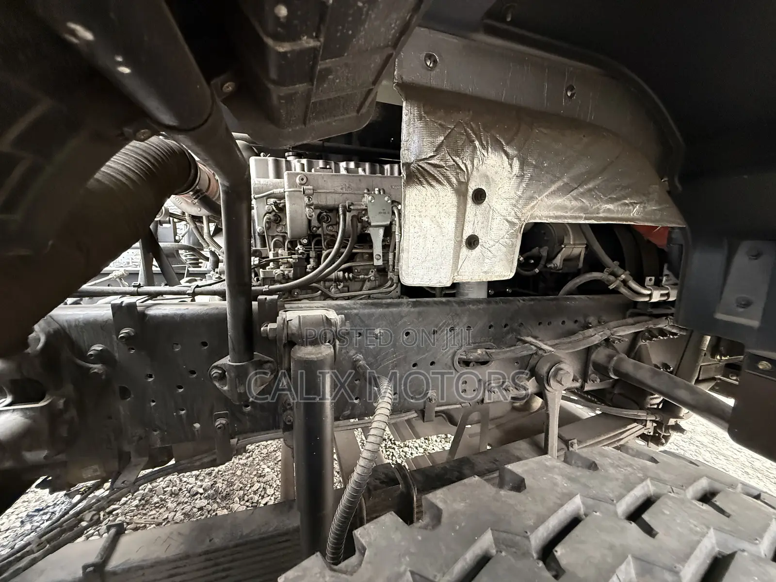 Brand New Sagmoto 375hp Tractor Head Truck.
