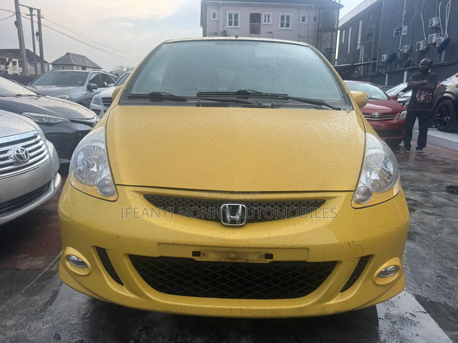 Honda Jazz 1.4 i-Vtec Automatic 2009 Yellow