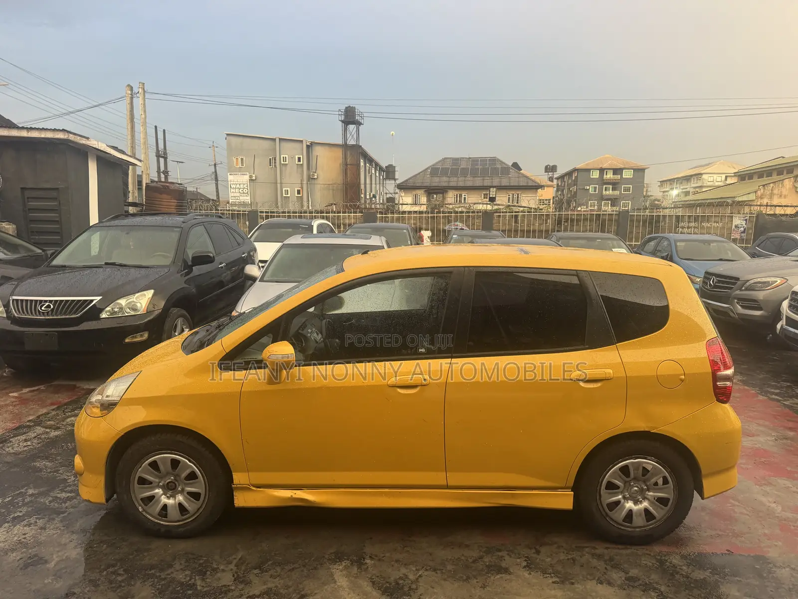 Honda Jazz 1.4 i-Vtec Automatic 2009 Yellow