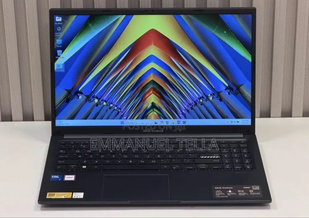 New Laptop Asus Vivobook 15 8GB Intel Core 3 SSD 512GB
