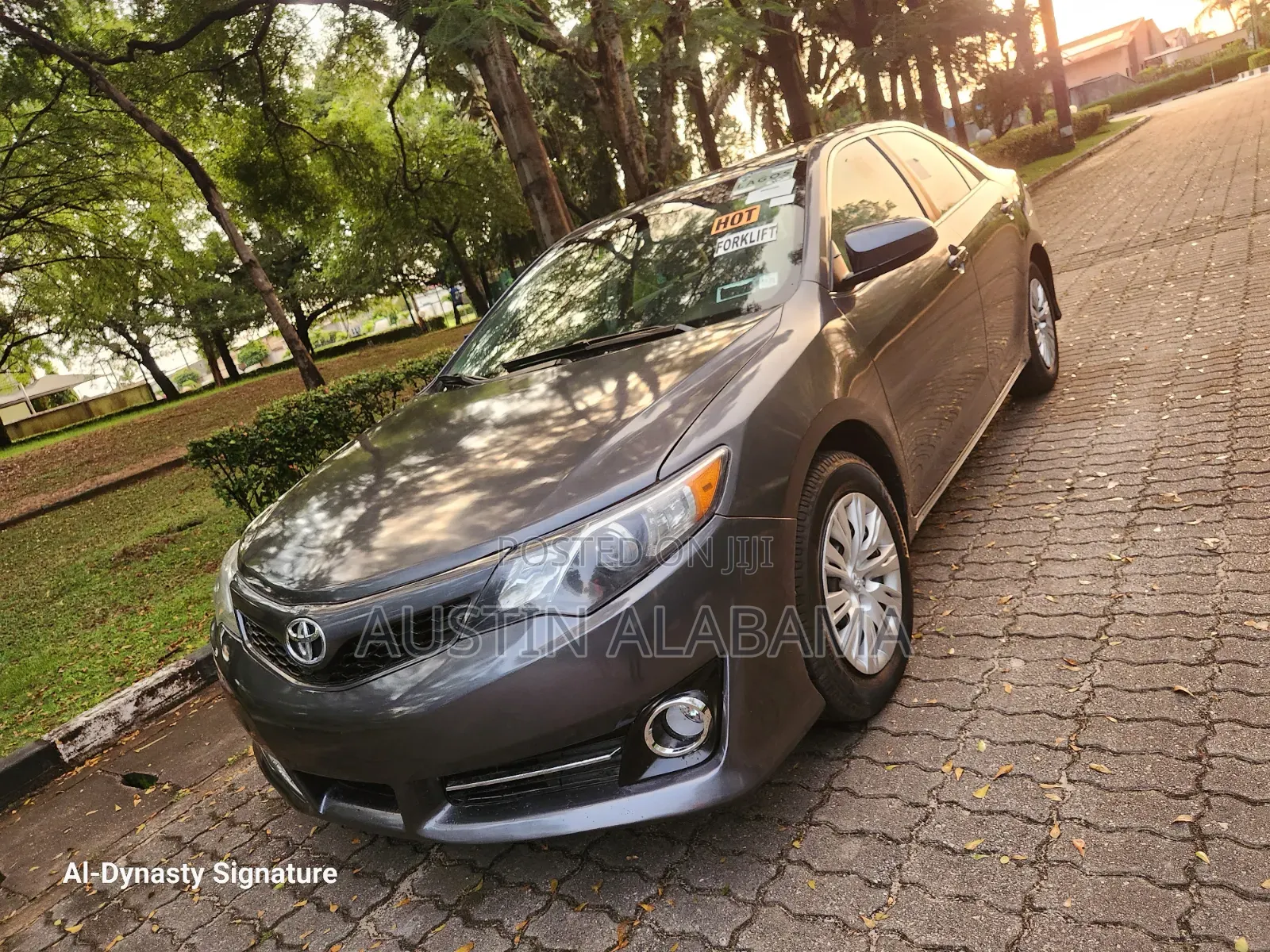 Toyota Camry LE 4dr Sedan (2.5L 4cyl 6A) 2014 Gray
