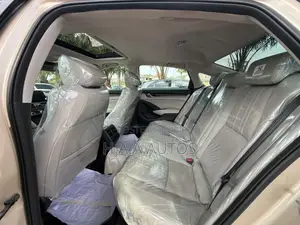 Honda Accord 2019 Gold