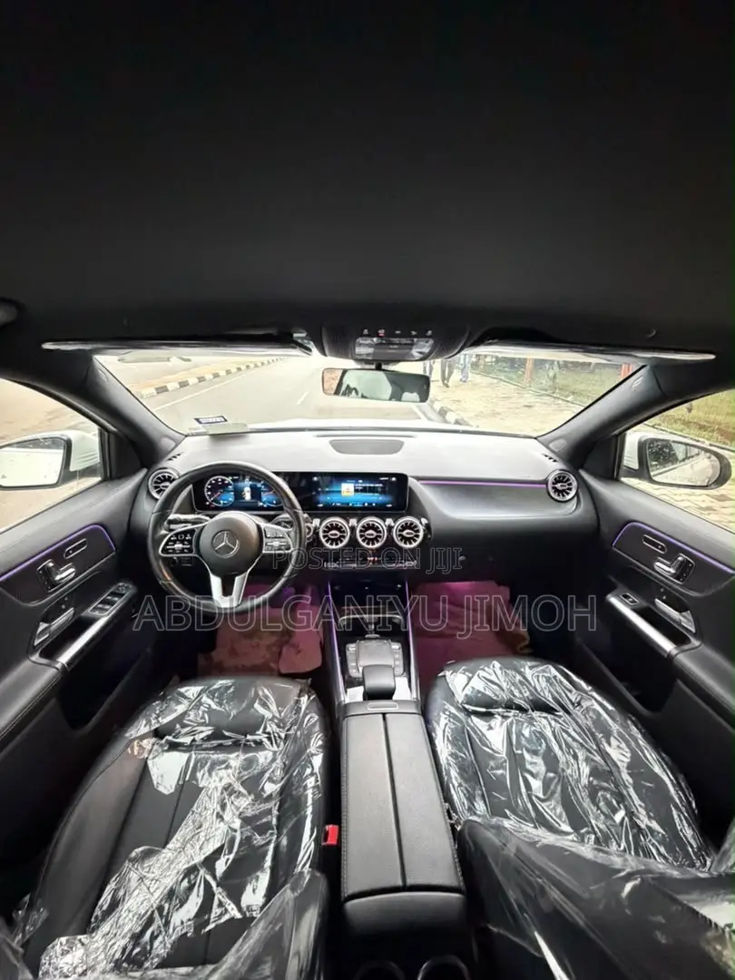 Mercedes-Benz GLA 250 2021 White