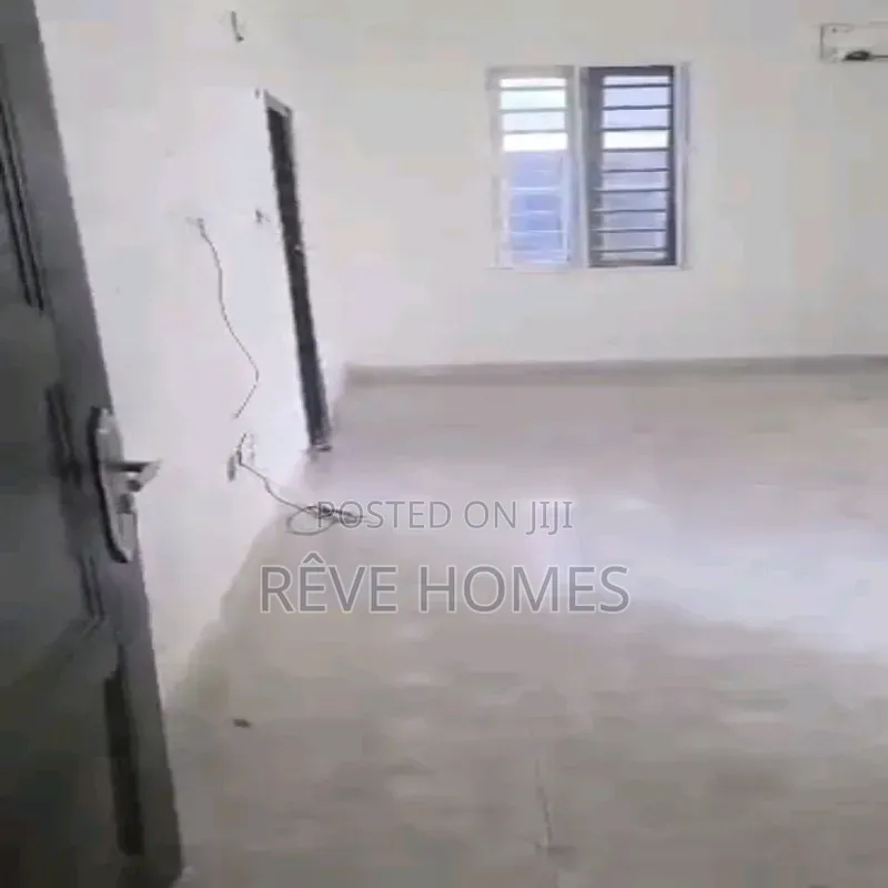 4bdrm Duplex in Sabo / Yaba for rent
