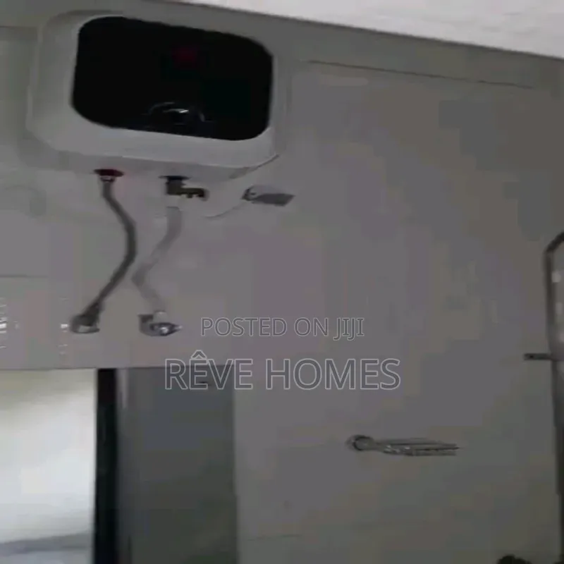 4bdrm Duplex in Sabo / Yaba for rent