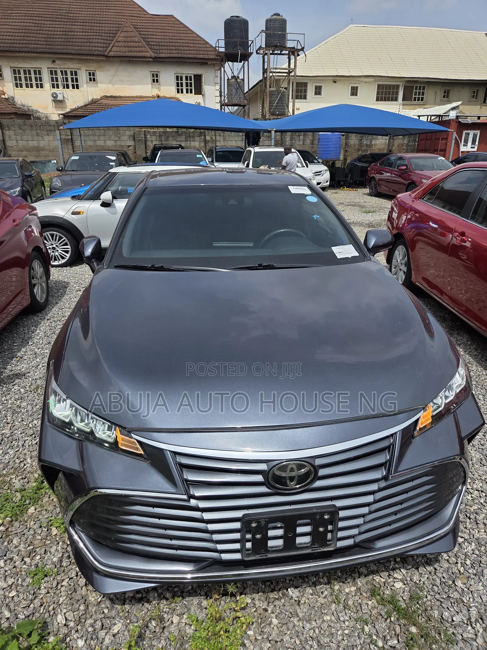 Toyota Avalon XLE FWD Sedan (3.5L V6 8A) 2019 Gray