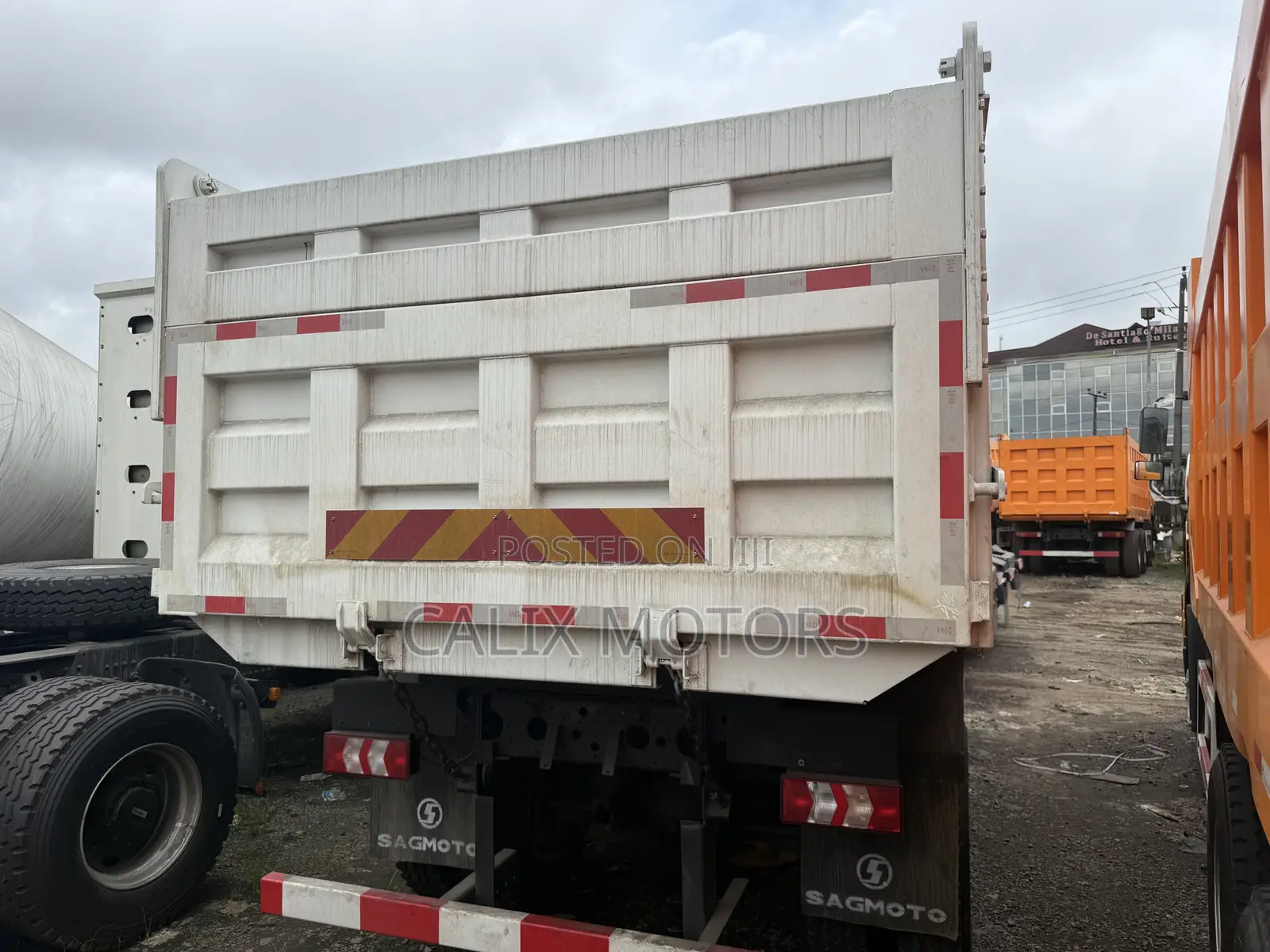Brand New Six(6) Tyres Sagmoto X9 Dump Truck.