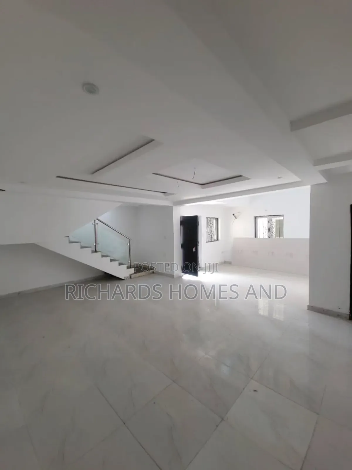 3bdrm Duplex in Lekki Phase 1 for rent