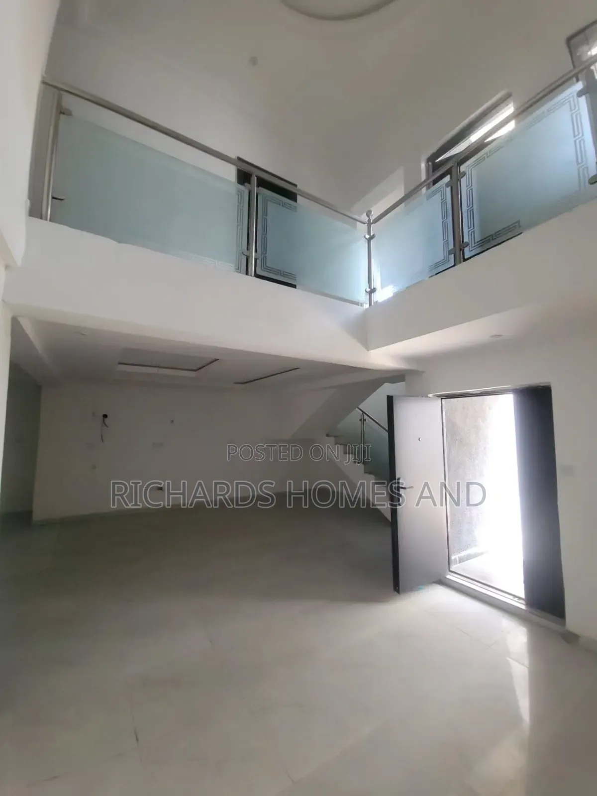 3bdrm Duplex in Lekki Phase 1 for rent