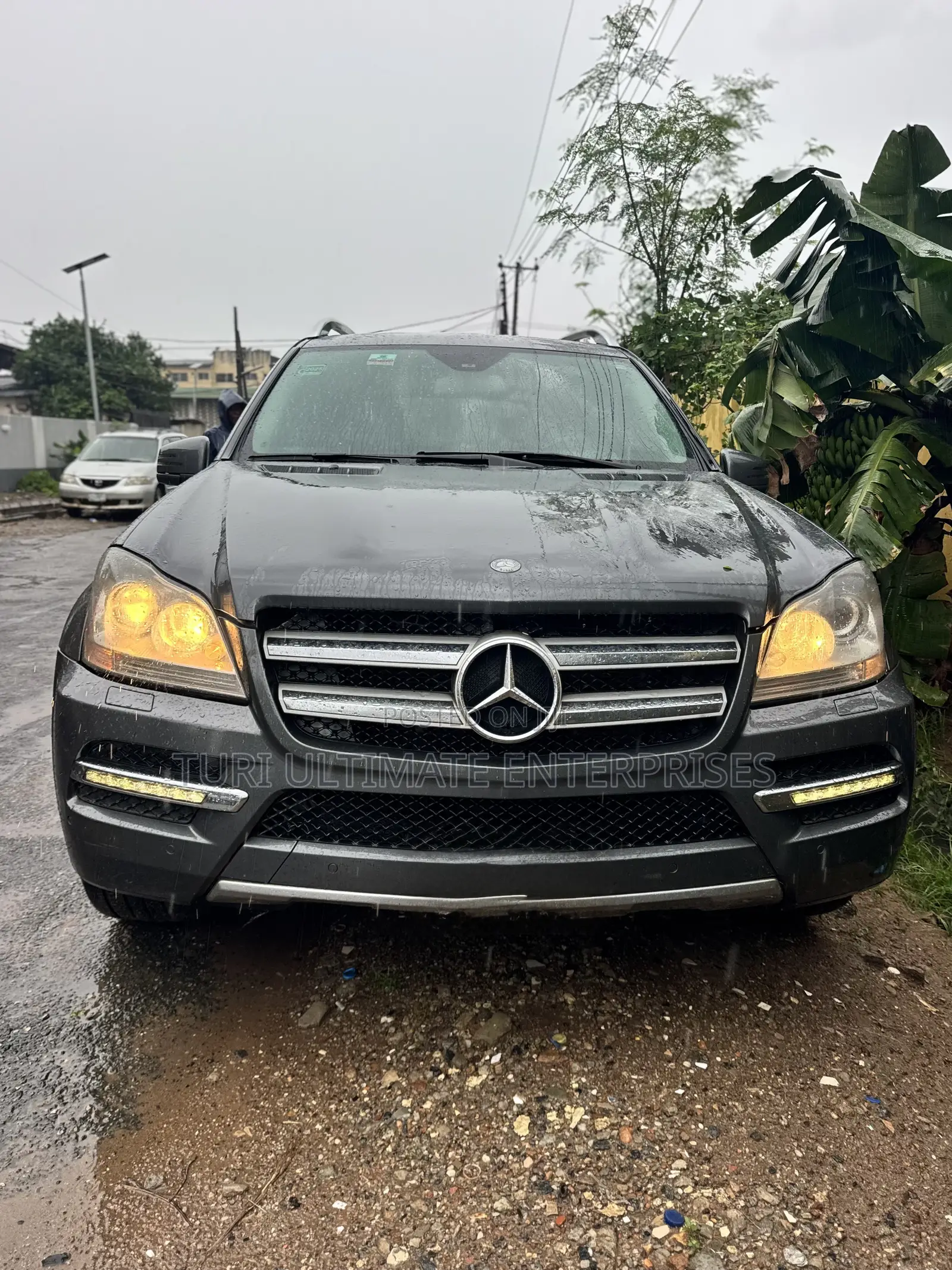 Mercedes-Benz GL-Class GL 450 2012 Gray
