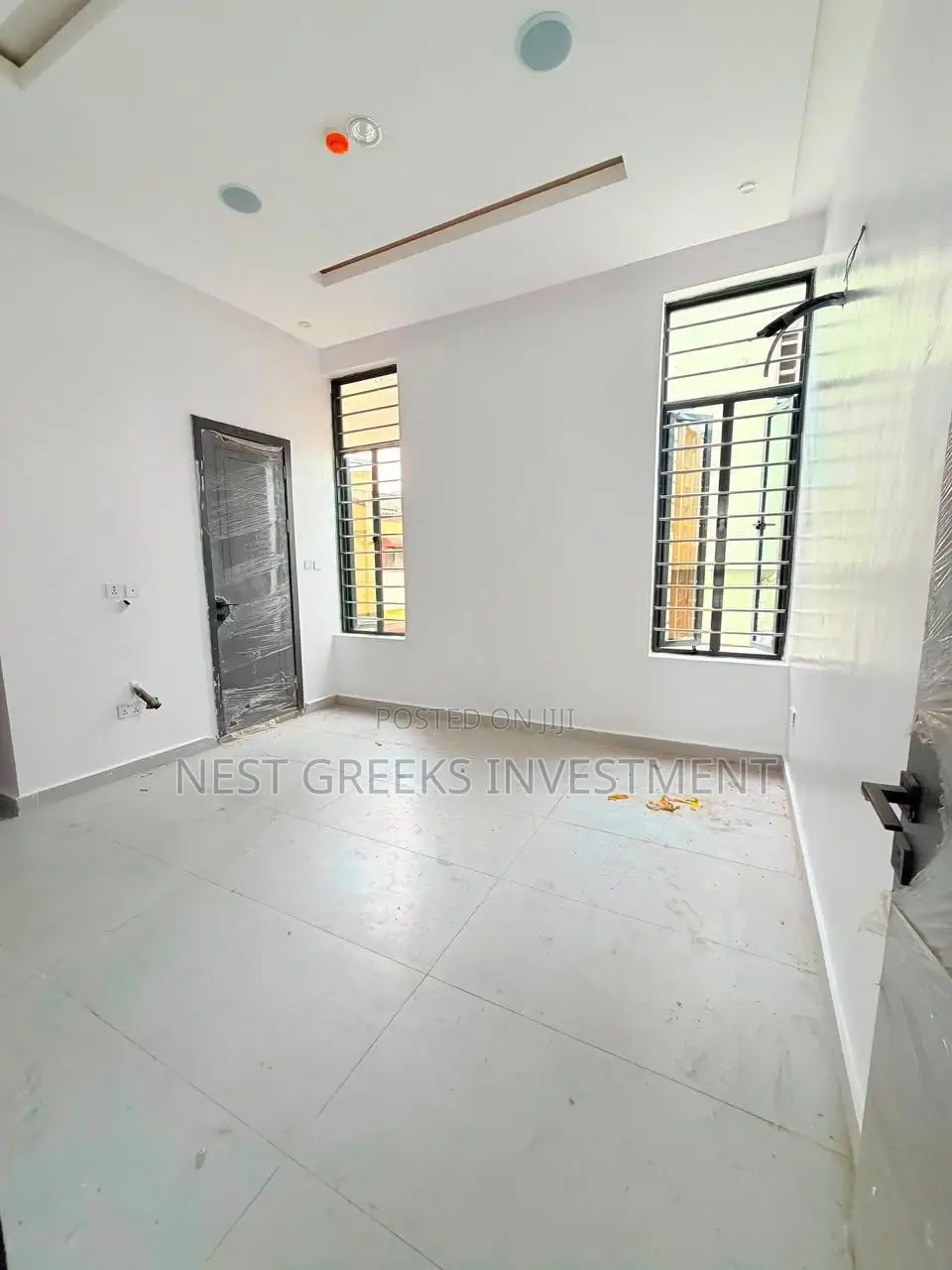 4bdrm Duplex in Omole Phase 2 for sale
